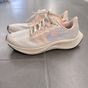 Nike Air Zoom Pegasus 37 'Pale Ivory' BQ9647-102 used great condition